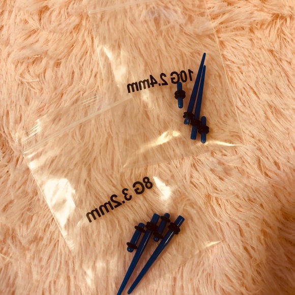 Acrylic Ear Gauge Taper Tunnel Plug Expander Stretching Piercing Kit 2.4mm 3.2mm - Picture 3 of 4